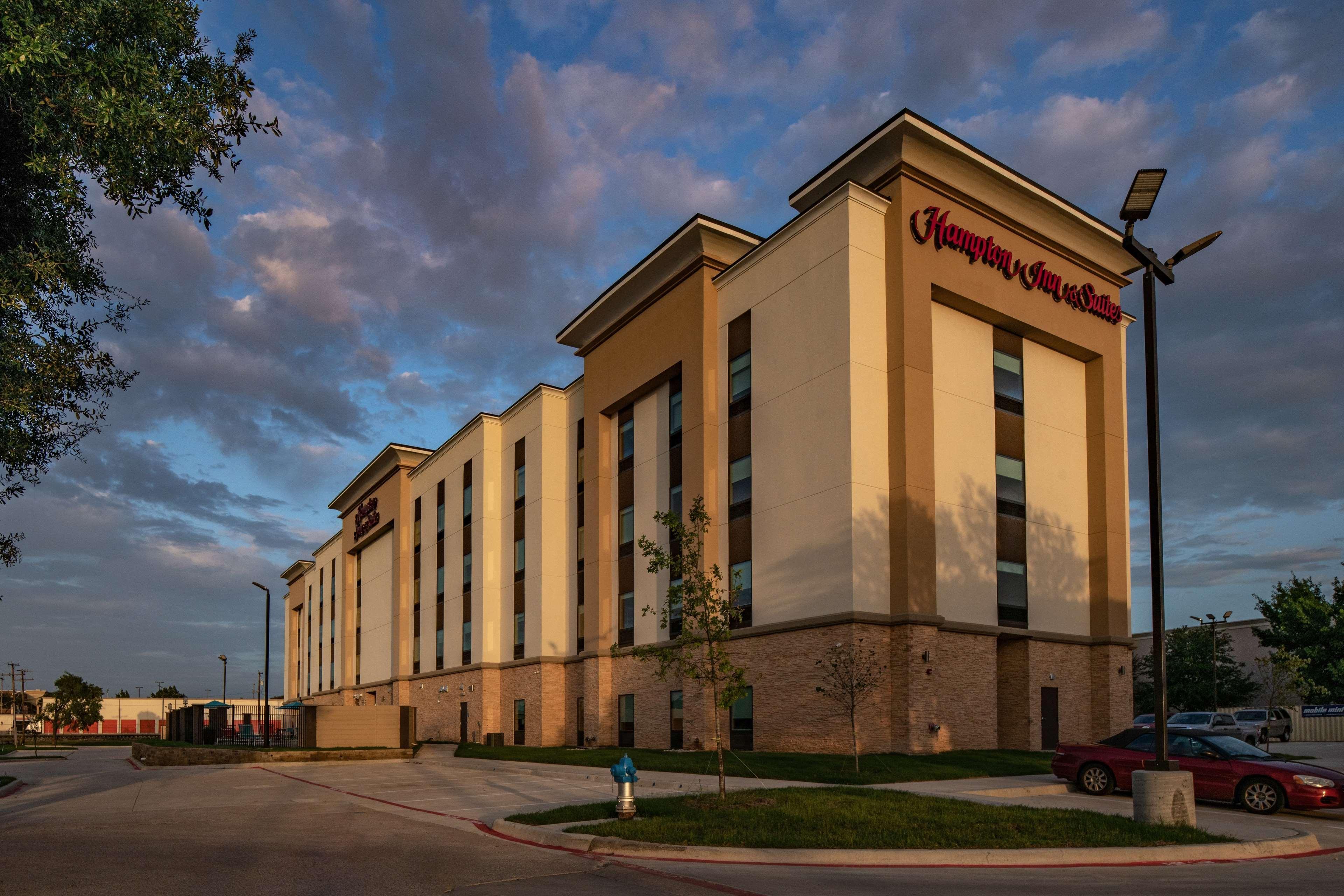Hampton Inn & Suites Dallas/Plano Central Eksteriør billede