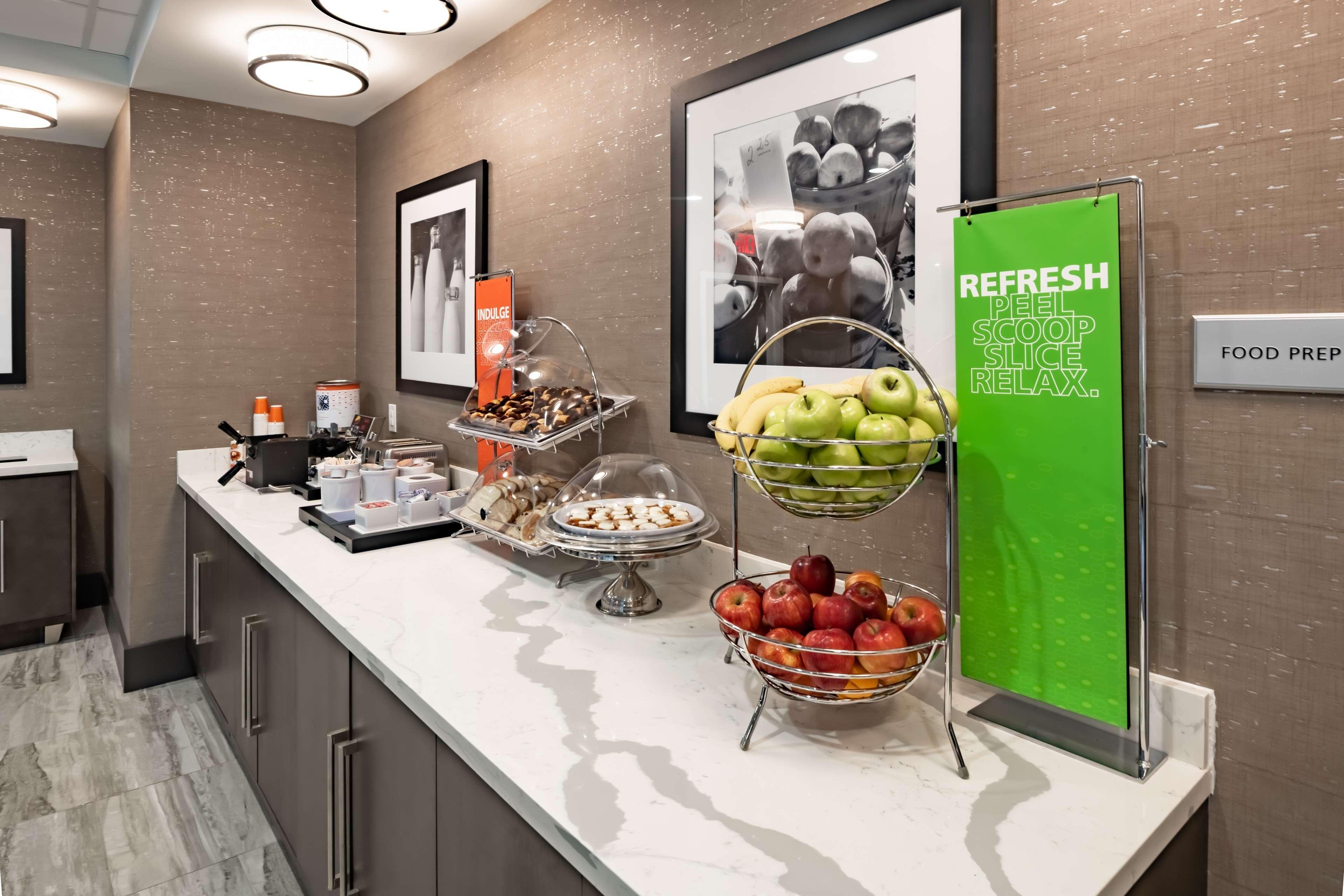 Hampton Inn & Suites Dallas/Plano Central Eksteriør billede